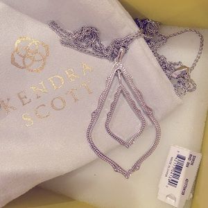 Kendra Scott Necklace